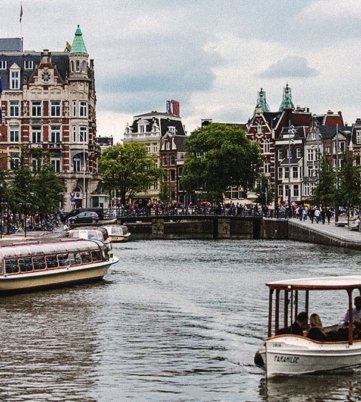 Os melhores destinos LGBT-friendly da Europa para viajar em casal.