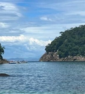Guia completo de Ubatuba: praias, pousadas e passeios de lancha
